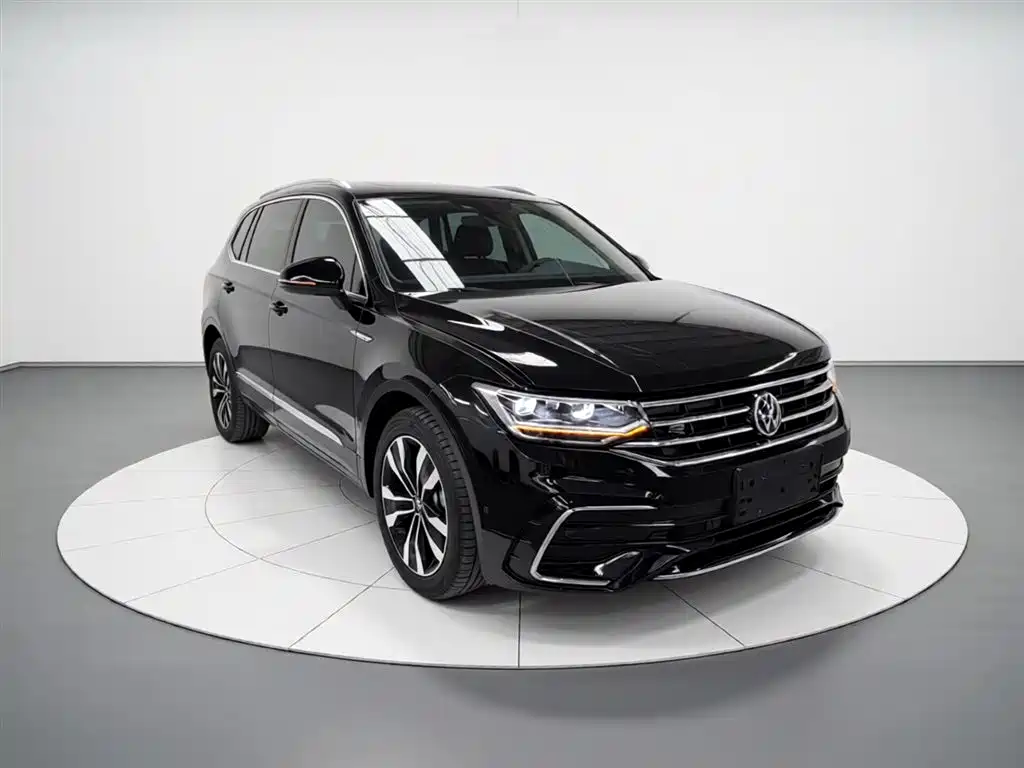 Volkswagen Tiguan L 2022 — фото 4