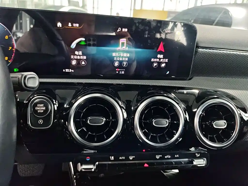 Mercedes-Benz A-Class 2023 — фото 20