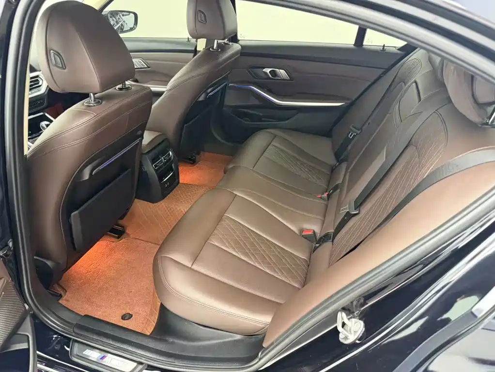 BMW 3 Series 2021