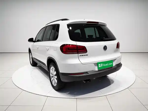 Volkswagen Tiguan 2015