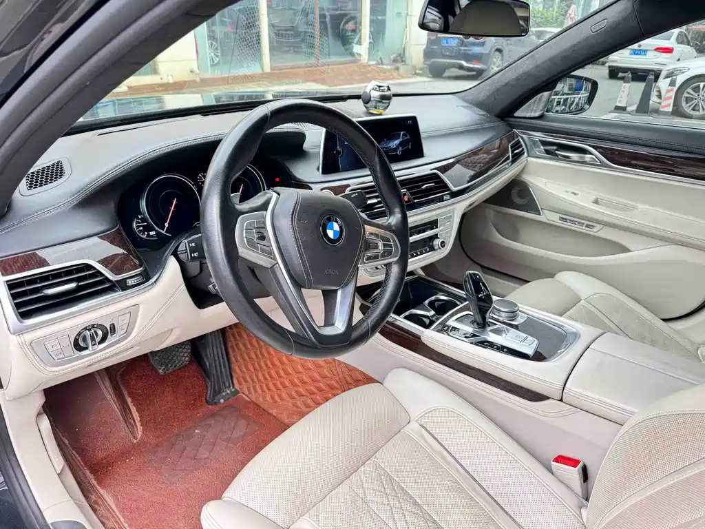 BMW 7 Series 2016