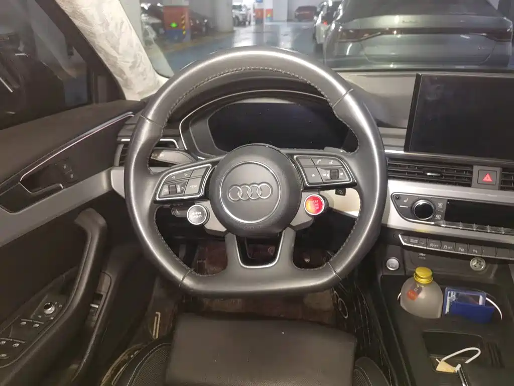 Audi A4L 2020