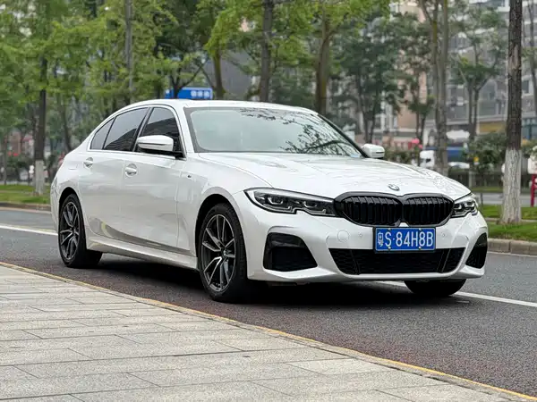 BMW 3 Series 2022