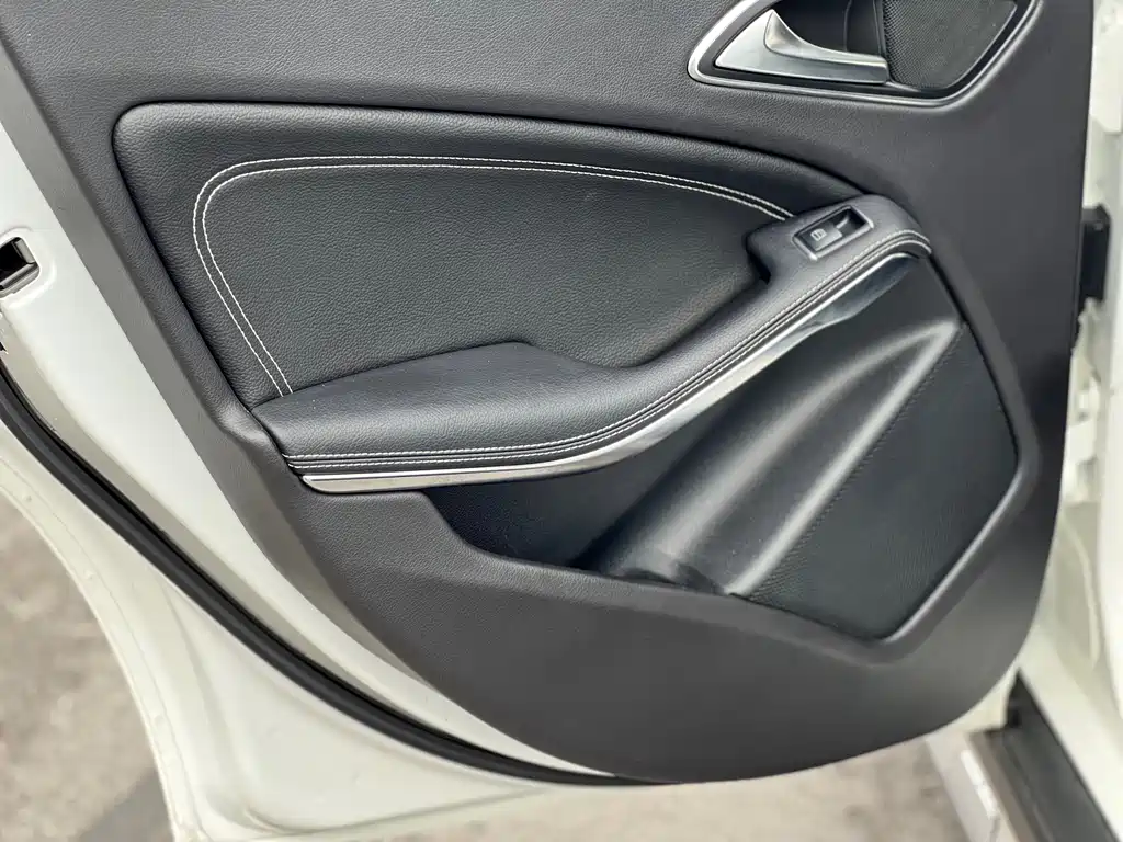Mercedes-Benz GLA 2020 — фото 16