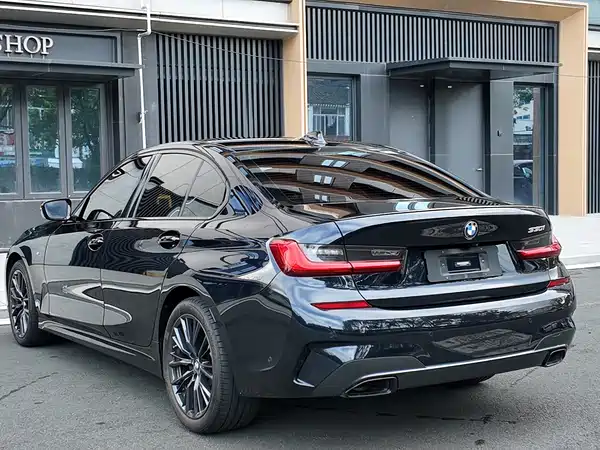 BMW 3 Series 2021