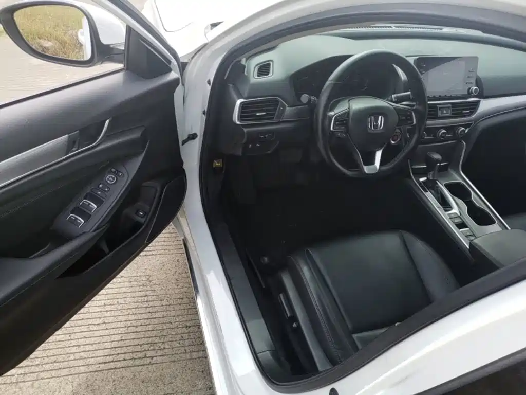 Honda Accord 2021 — фото 14