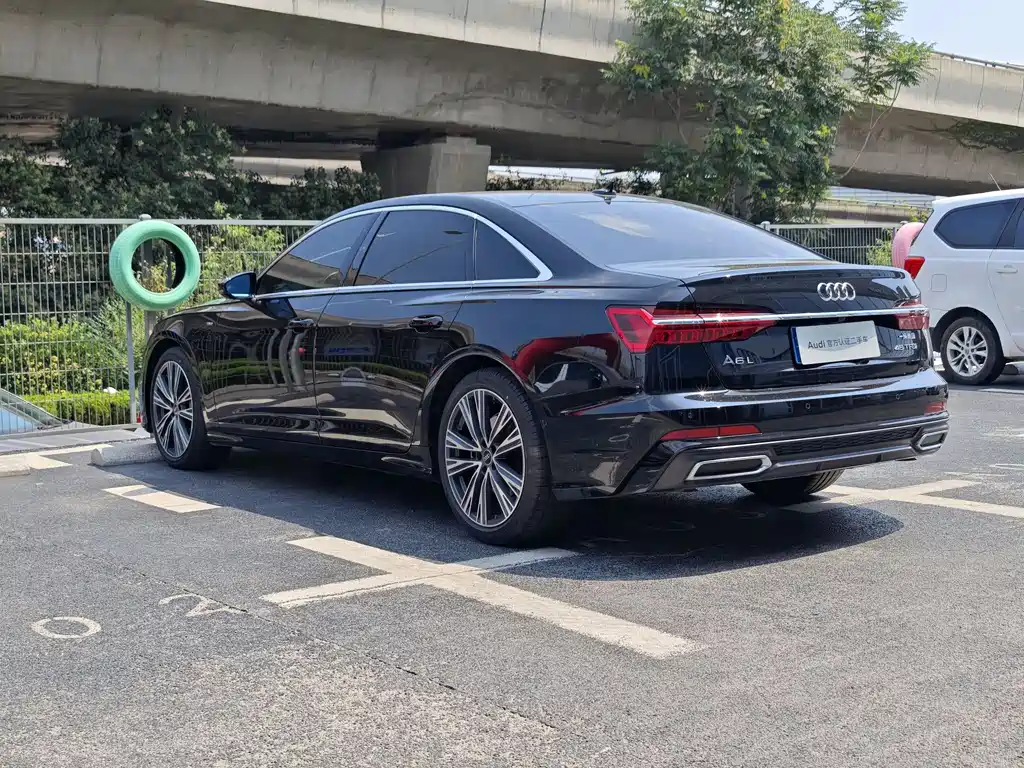 Audi A6L 2022 — фото 9