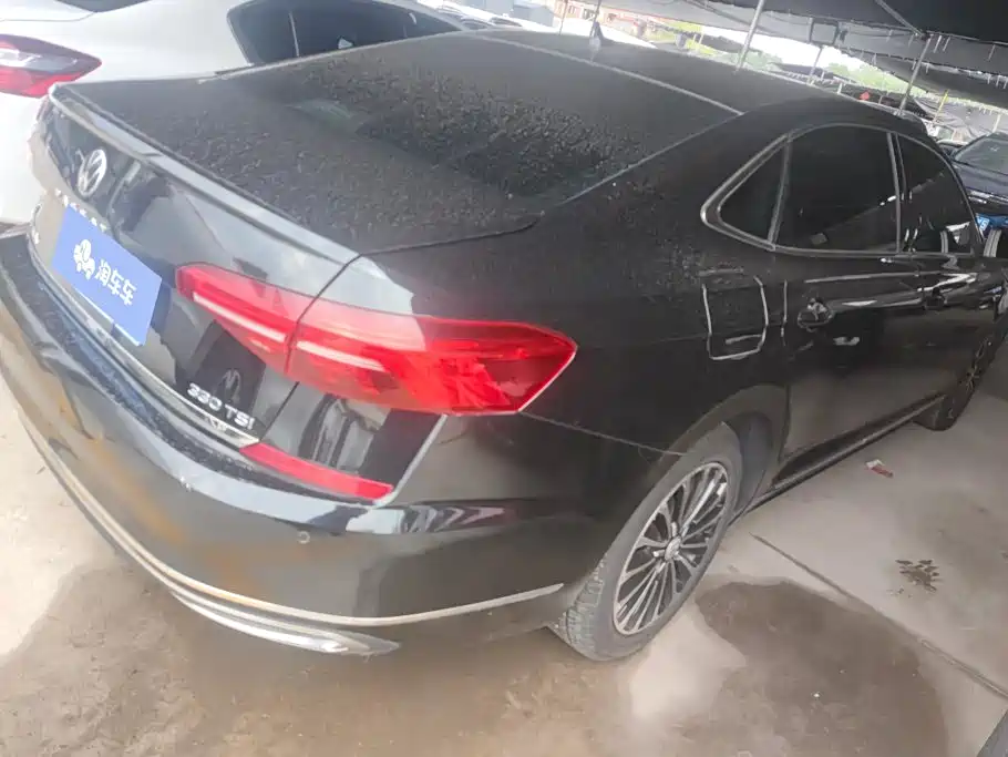 Volkswagen Passat 2021