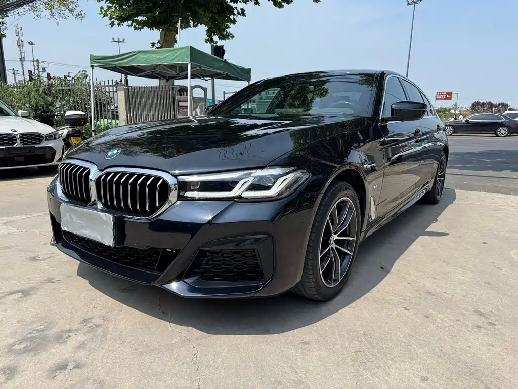 BMW 5 Series 2021