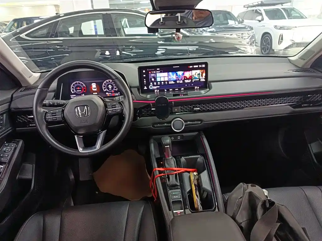 Honda Accord 2024 — фото 10