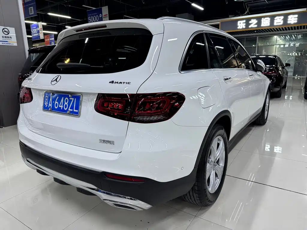 Mercedes-Benz GLC 2020 — фото 16