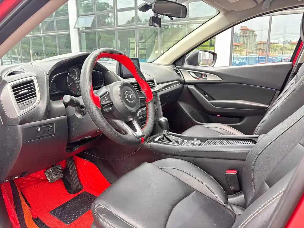 Mazda 3 Axela 2018