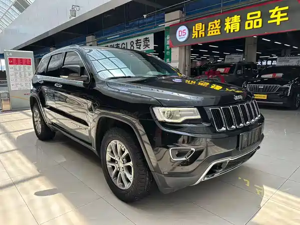 Jeep Grand Cherokee 2016