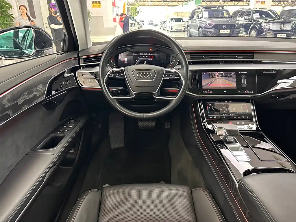 Audi A8 2023 — фото 15