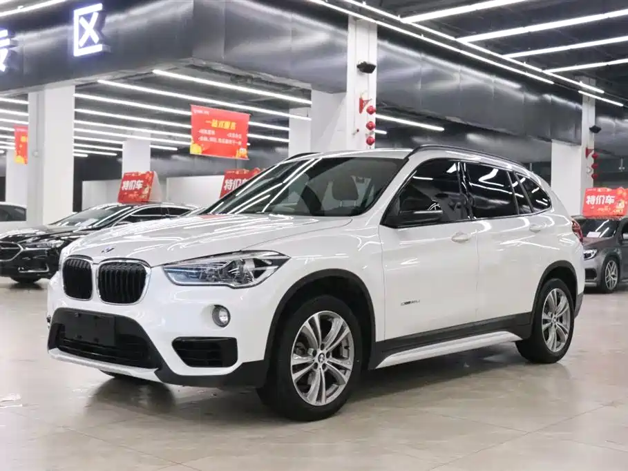 BMW X1 2018 — фото 1