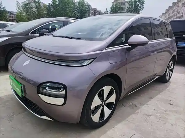 Baojun Yunduo 2023