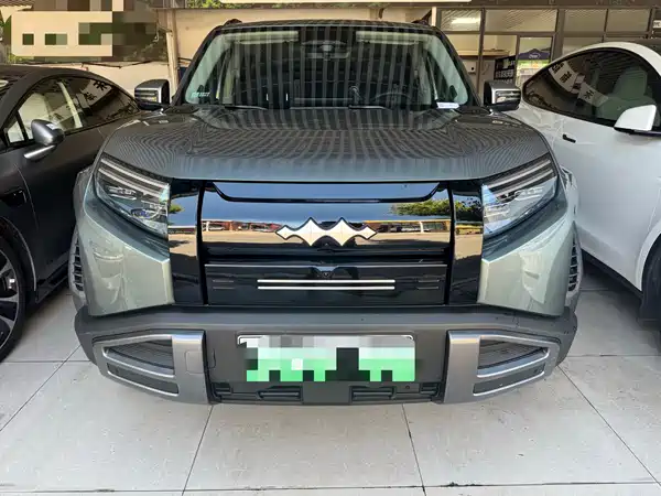 Fangchengbao Titanium 3 2025
