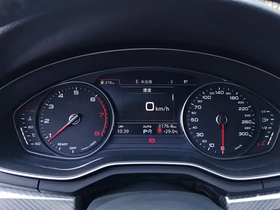 Audi A4L 2017 — фото 14