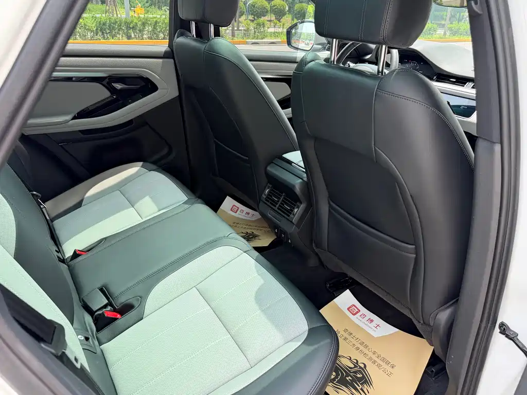 Land Rover Evoque 2021 — фото 22