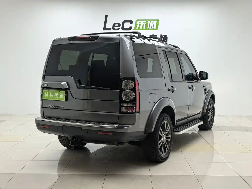 Land Rover Discovery 2017 — фото 16