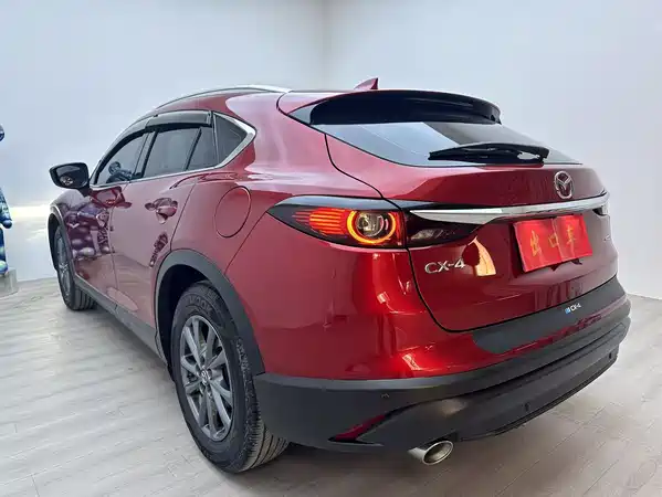 Mazda CX-4 2023