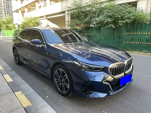 BMW 5 Series 2024