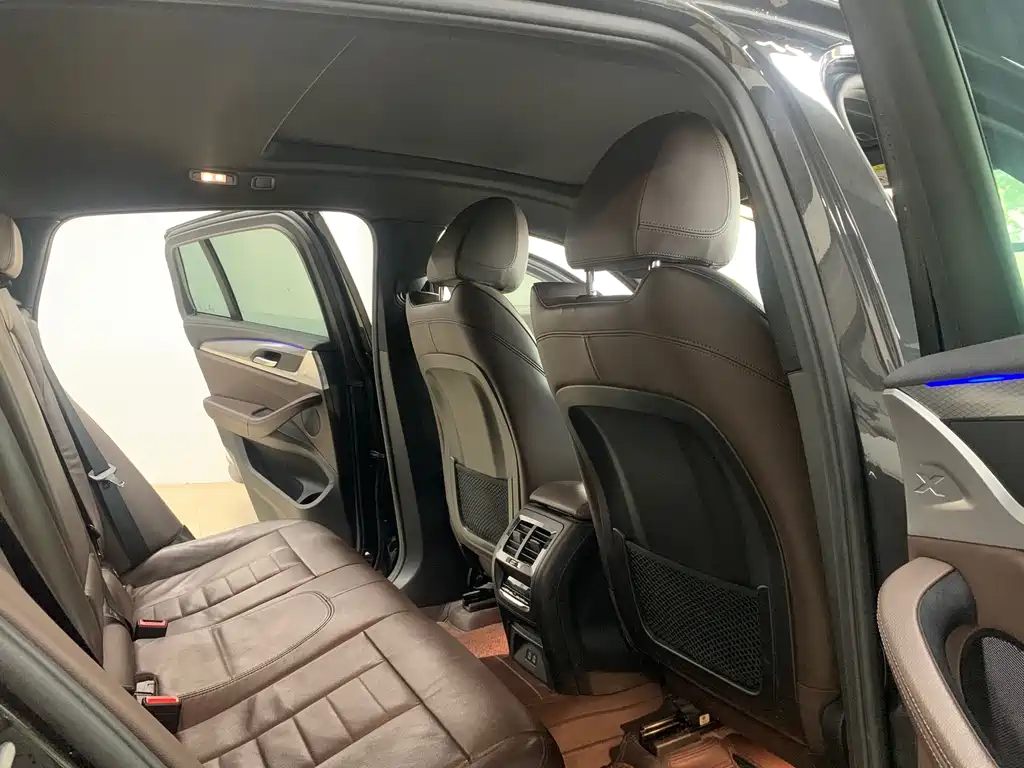 BMW X4 2020 — фото 10