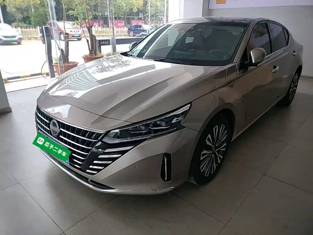 Nissan Teana 2023