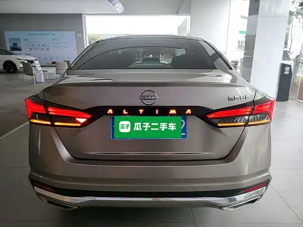 Nissan Teana 2023