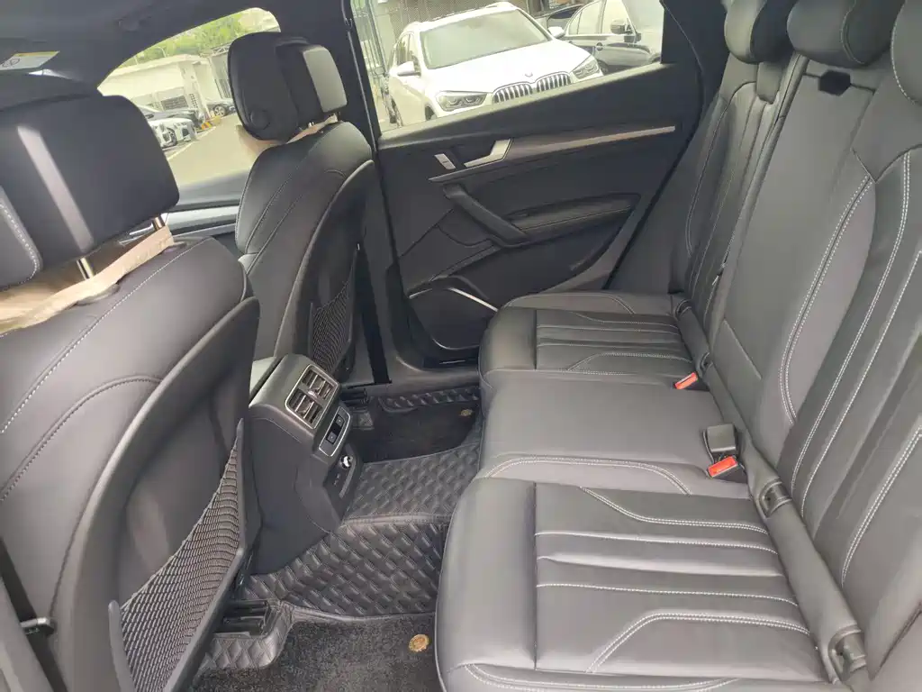 Audi Q5L 2024