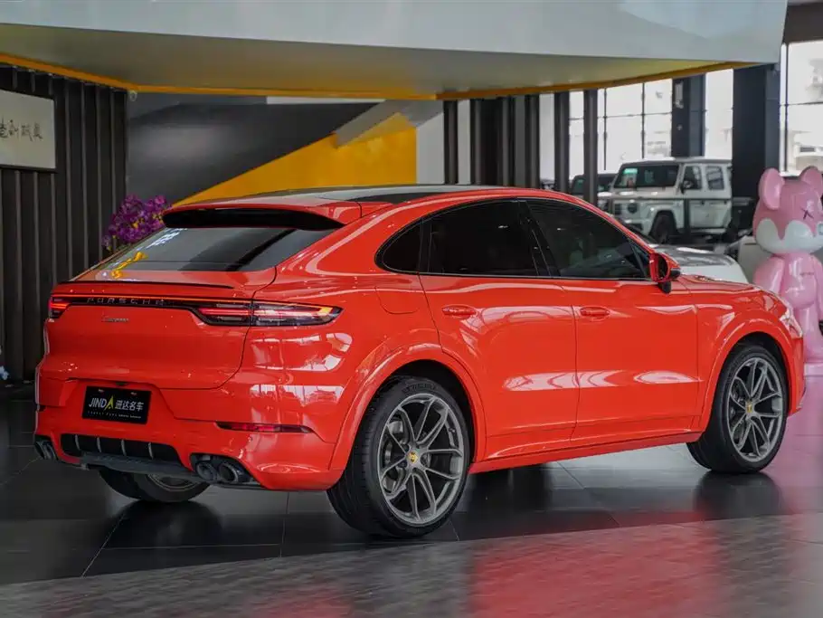 Porsche Cayenne 2019 — фото 20