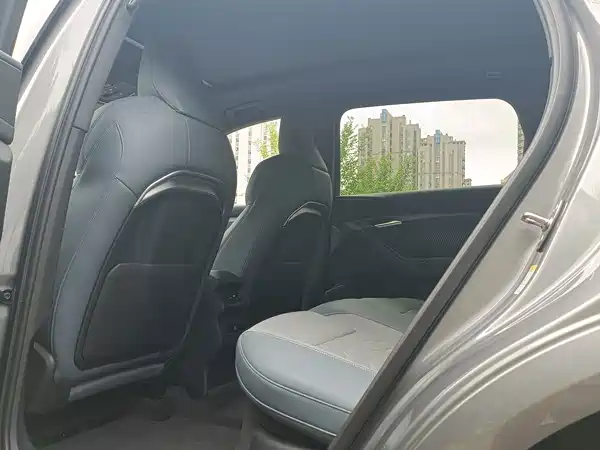 Audi Q6L E-Tron 2025