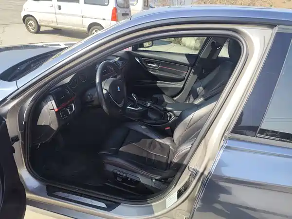 BMW 3 Series 2015