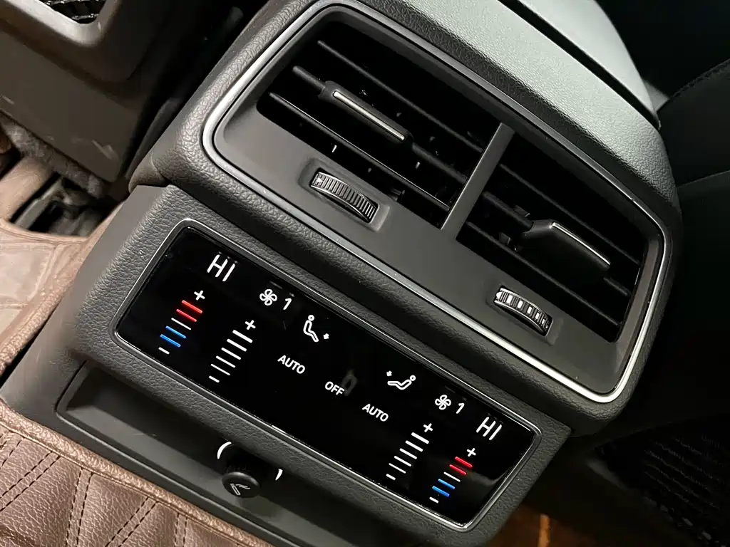 Audi A6L 2022 — фото 12