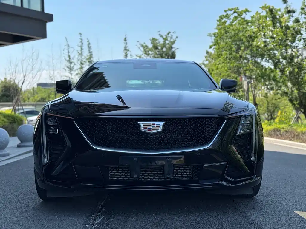 Cadillac CT5 2026 — фото 2