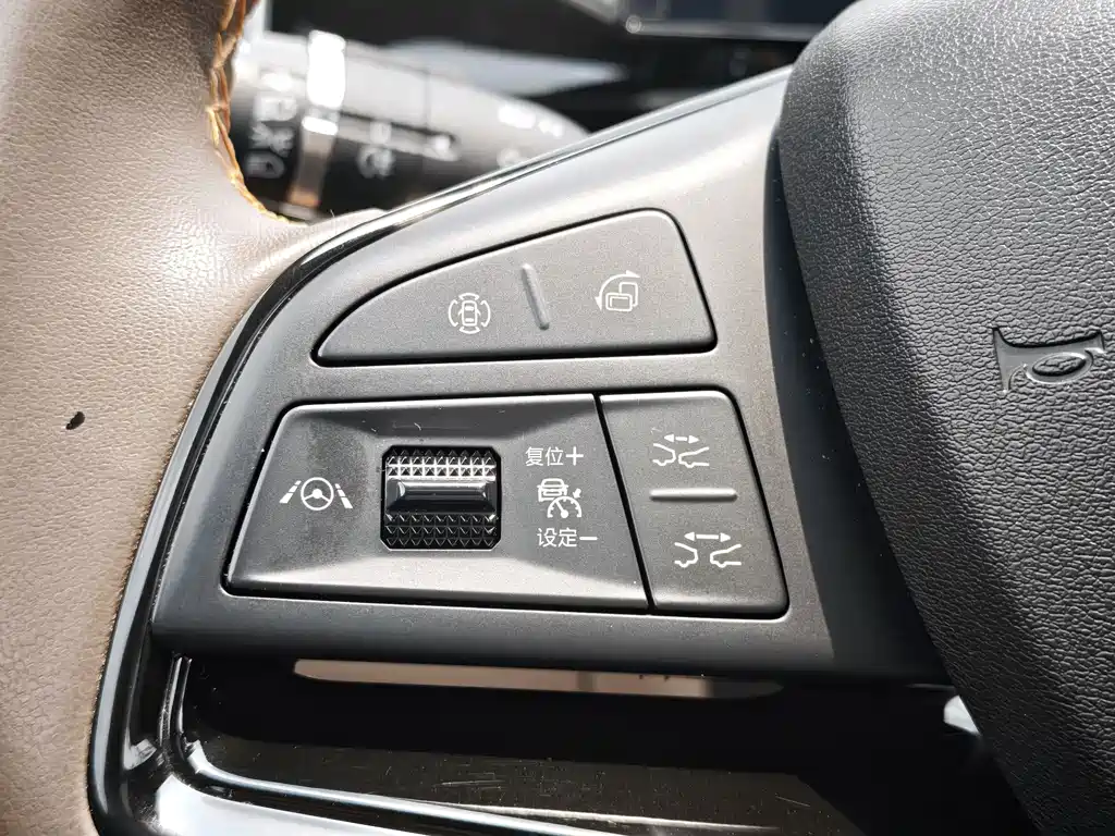 BYD Pro New Energy 2023 — фото 30