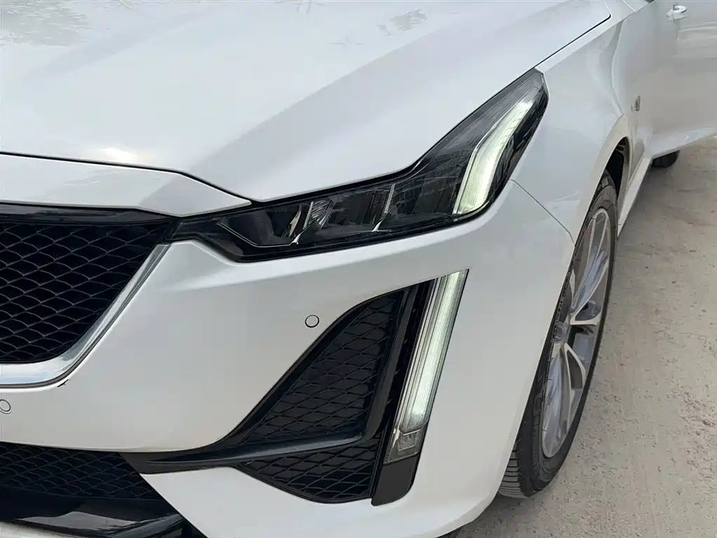 Cadillac CT5 2020 — фото 19