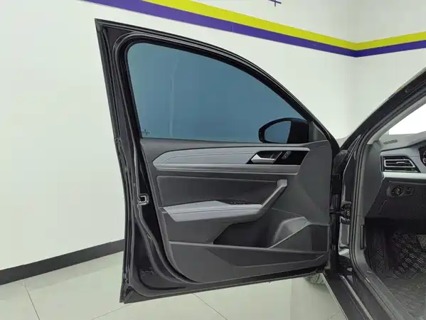 Volkswagen Lavida 2025