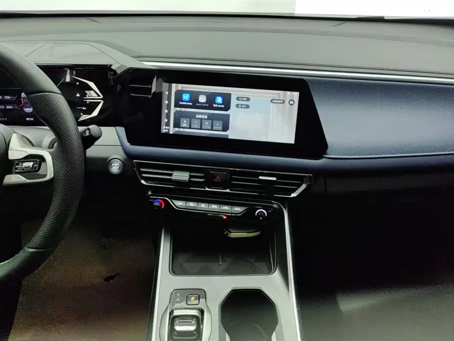 GAC Motor Trumpchi GS3 2023 — фото 13