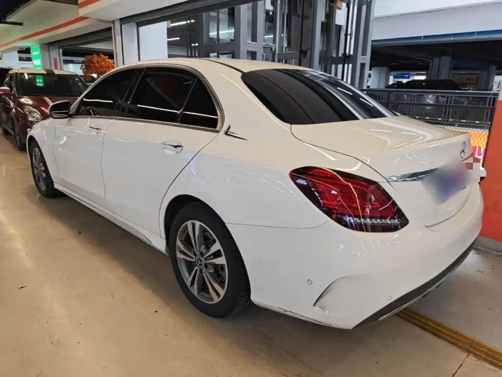 Mercedes-Benz C-Class 2020