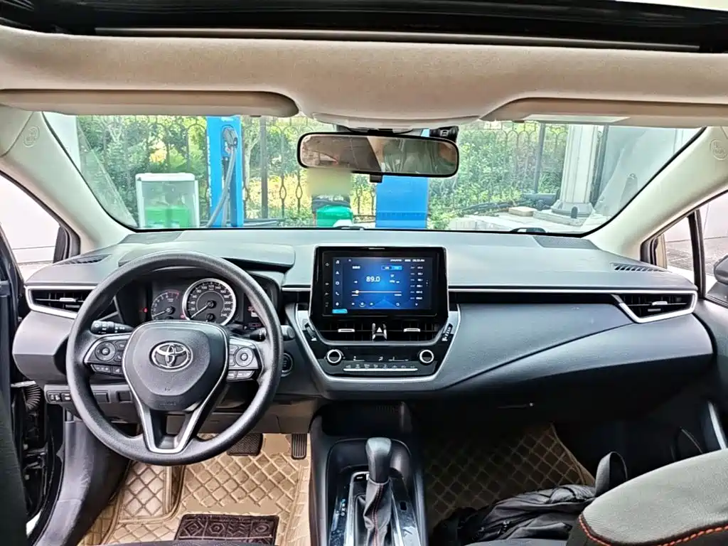 Toyota Corolla 2021 — фото 10