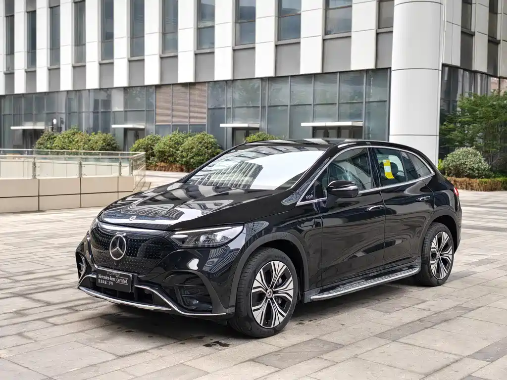 Mercedes-Benz EQE SUV 2025