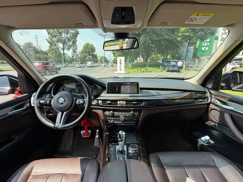 BMW X5 2018 — фото 13