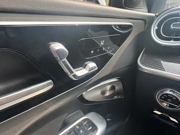 Mercedes-Benz C-Class AMG 2025