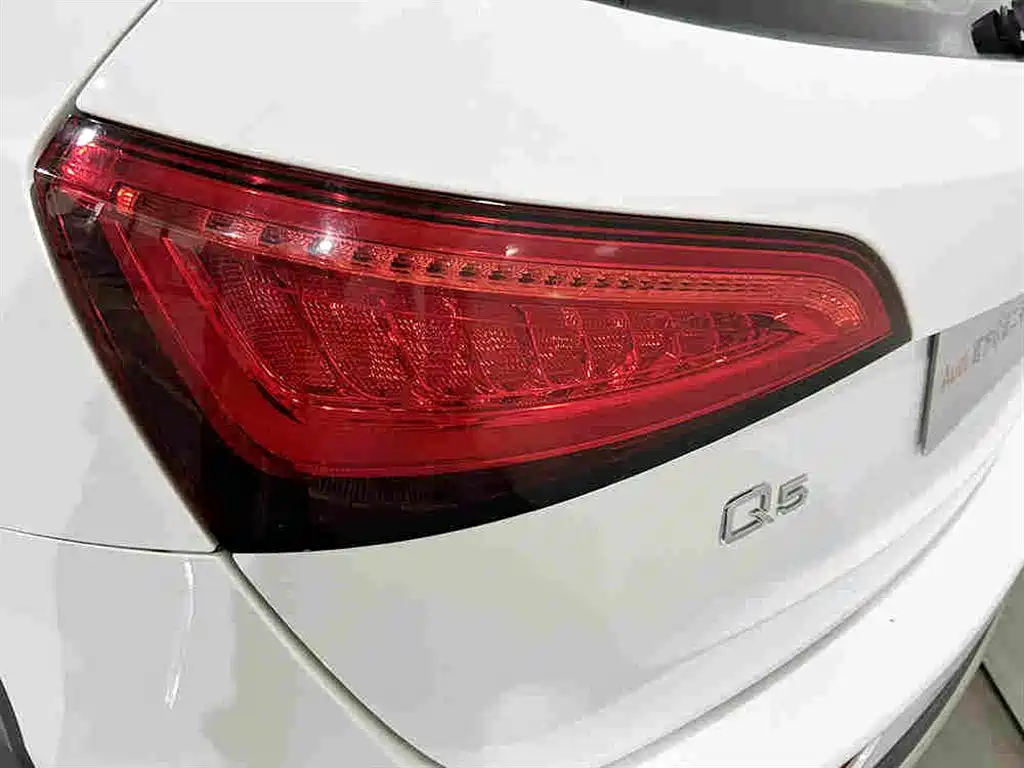 Audi Q5 2018 — фото 14