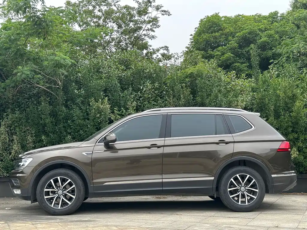Volkswagen Tiguan L 2018 — фото 7