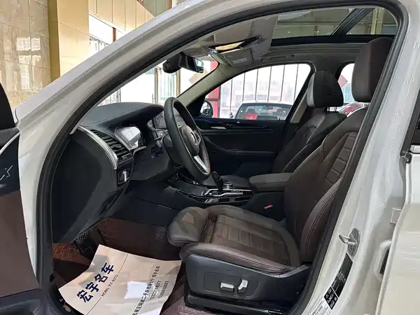 BMW X3 2021
