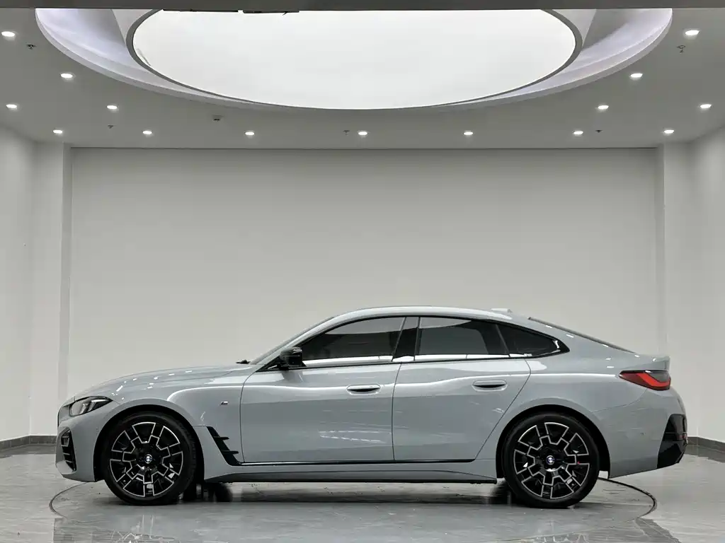 BMW 4 Series 2025 — фото 4