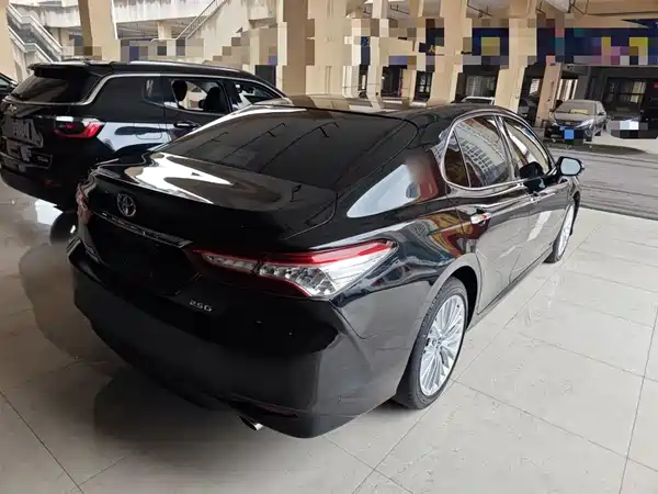 Toyota Camry 2018