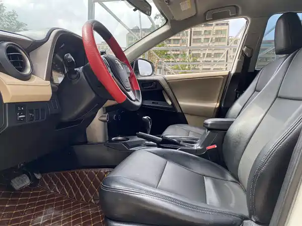 Toyota RAV4 2013